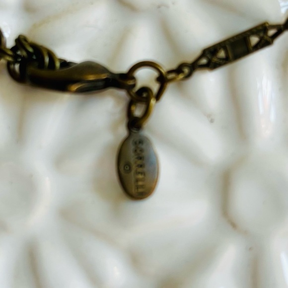 Sorelli Crystal Necklace - Picture 3 of 3